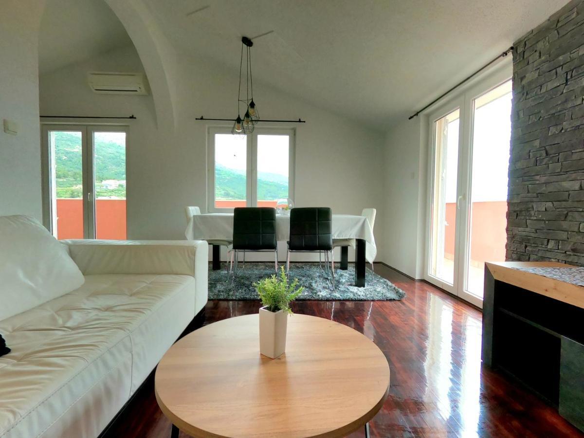 Lifestyle Apartment Podstrana Eksteriør billede